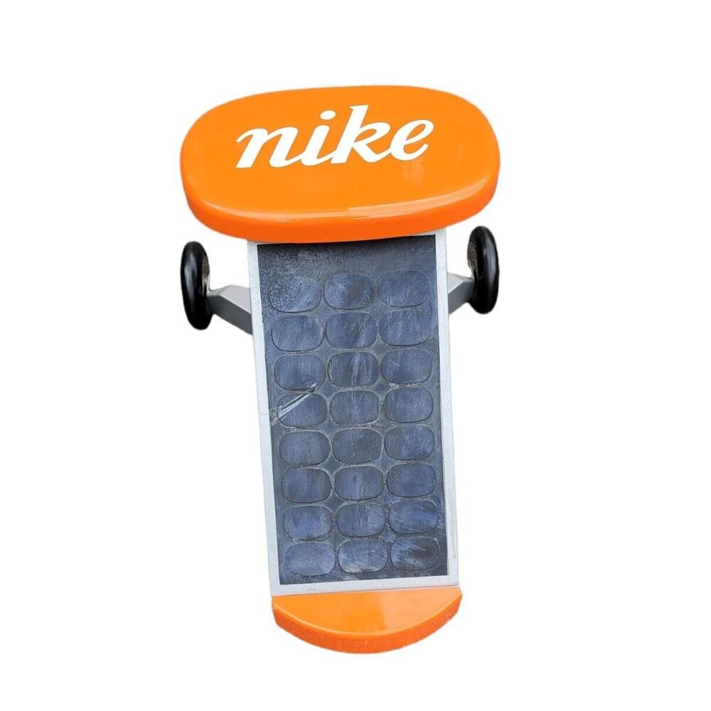 EUC VINTAGE NIKE WAFFLE TRAINER SHOP DISPLAY FITTING STOOL 90s